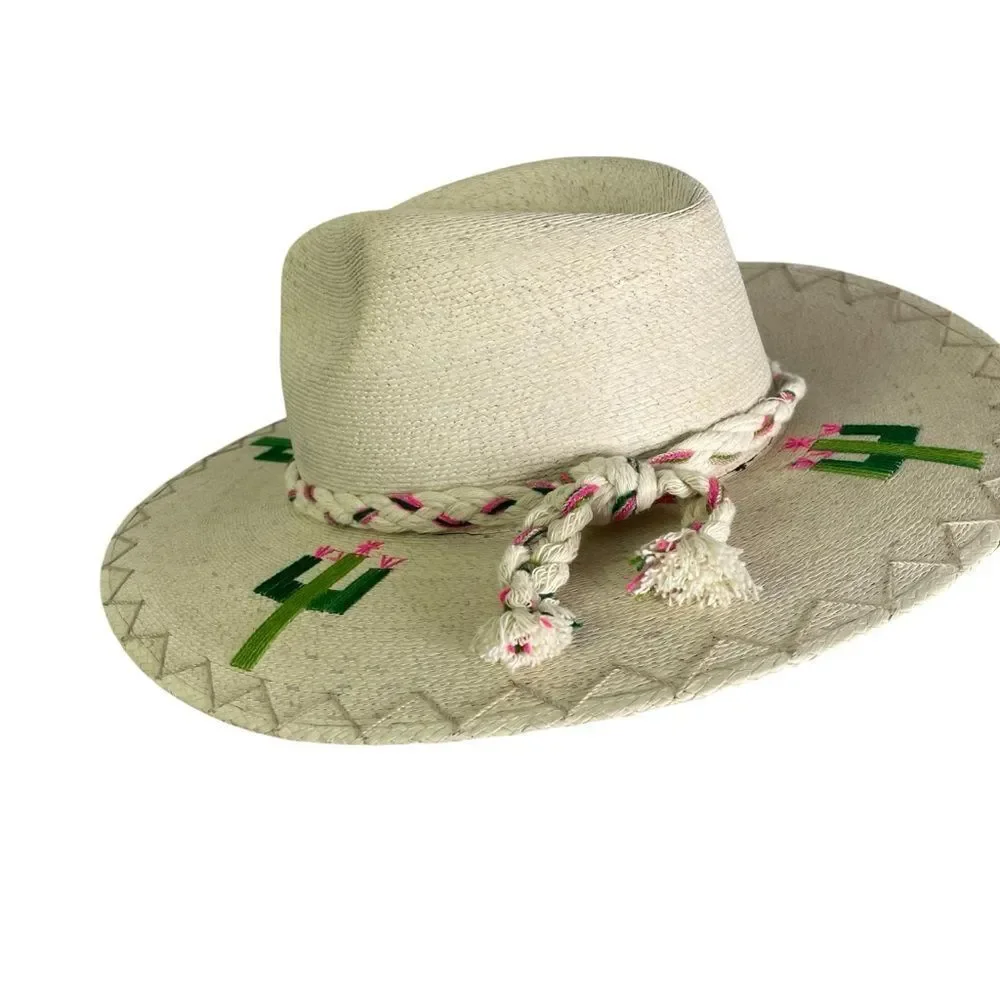 Corazon Playero Exclusive Cactus Embroidered Sun Hat